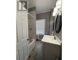 11 East Valley Road thumbnail 34