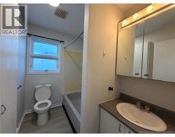 285 Church, Bathurst, NB E2A1J8 Photo 6