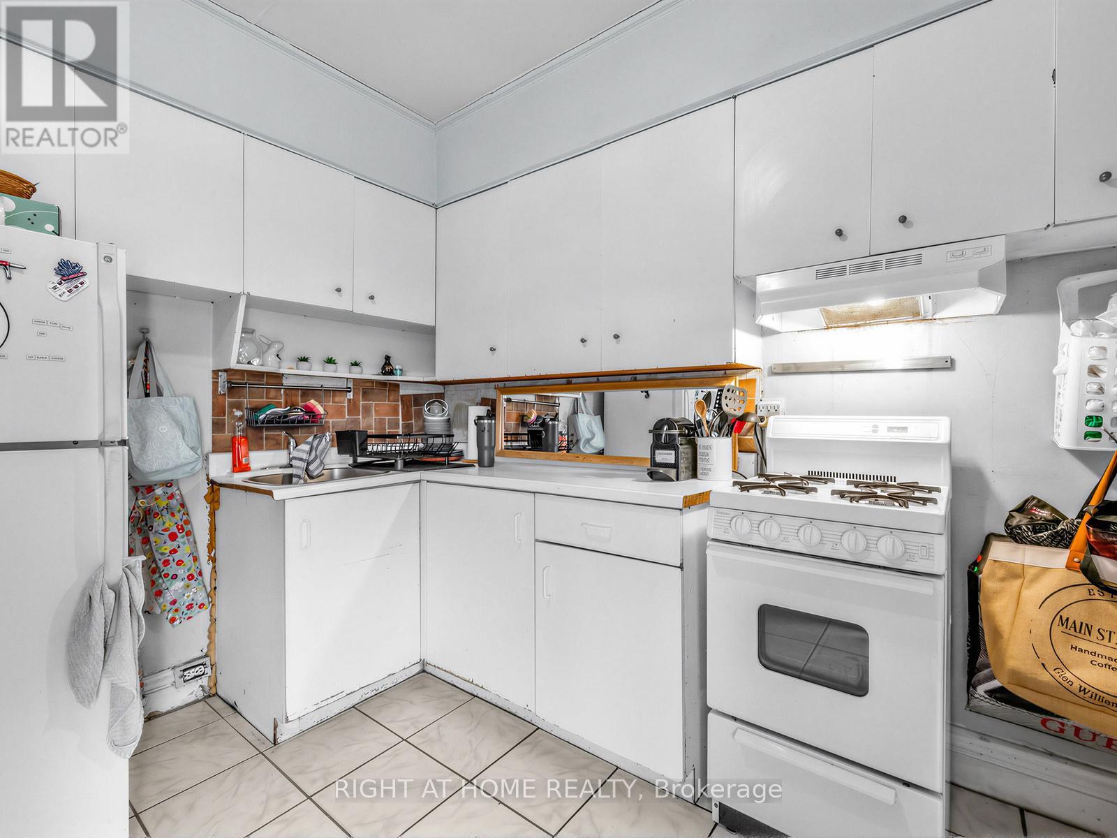 542 CRAWFORD STREET - 10