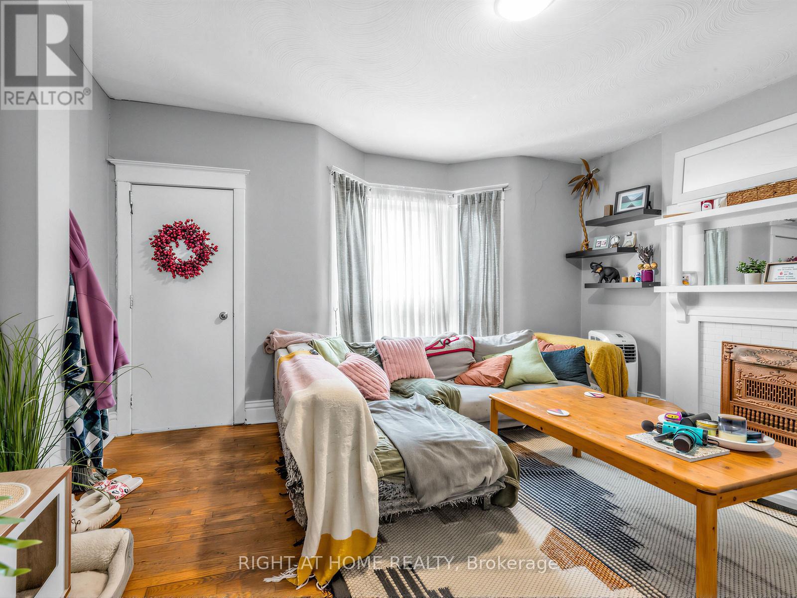 542 CRAWFORD STREET - 3