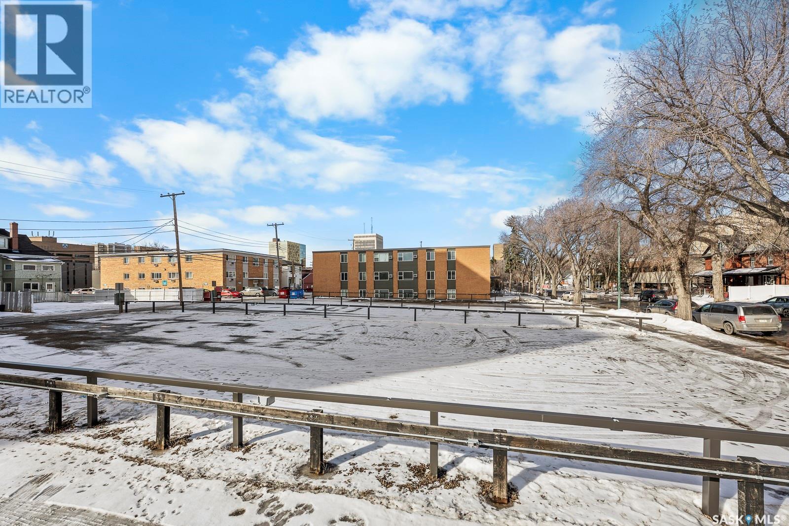 2120-2142 LORNE STREET - 7