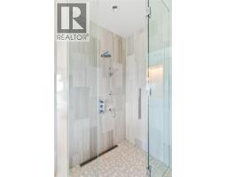 4570 Bissenden Pl, Saanich, BC V8N3K4 Photo 26