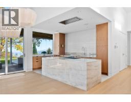 Entrance - 4570 Bissenden Pl, Saanich, BC V8N3K4 Photo 11