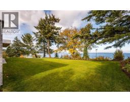 4570 Bissenden Pl, Saanich, BC V8N3K4 Photo 62