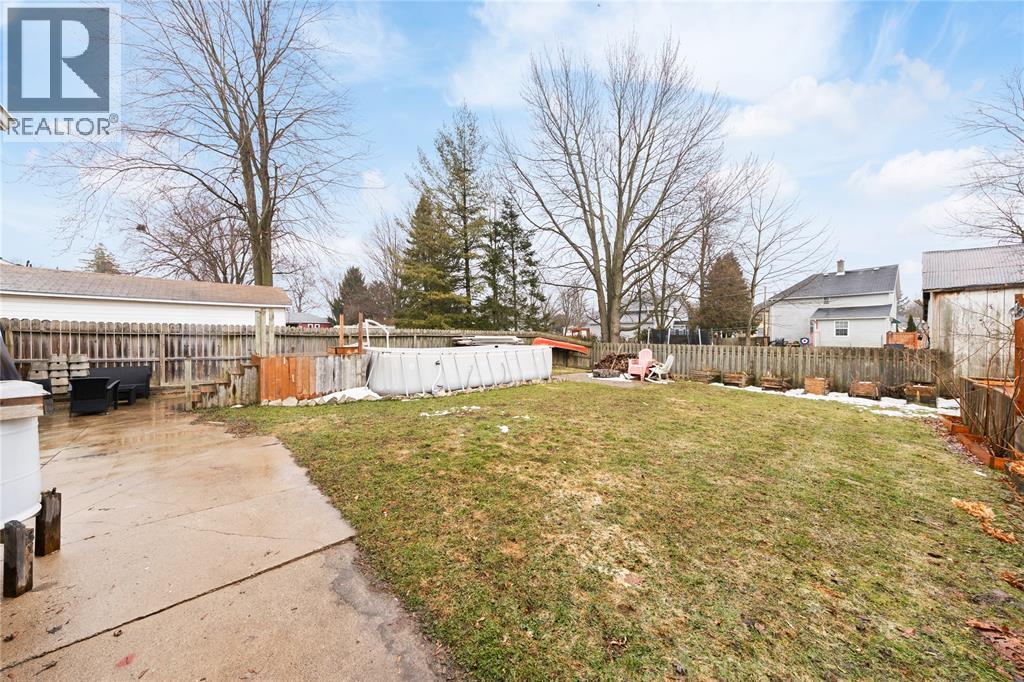 590 SIMCOE STREET - Image 30
