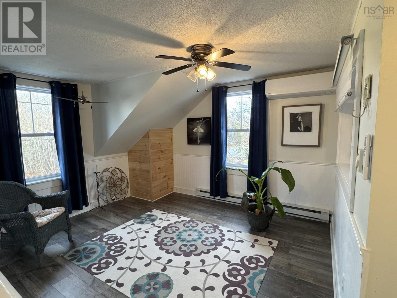 Property 22 of 33 of 178 Shore Road