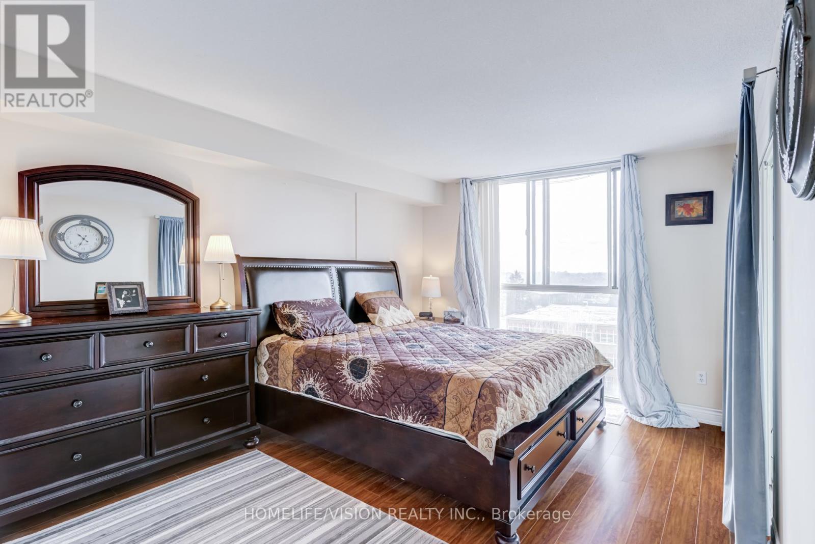 #501 5460 YONGE STREET - 18