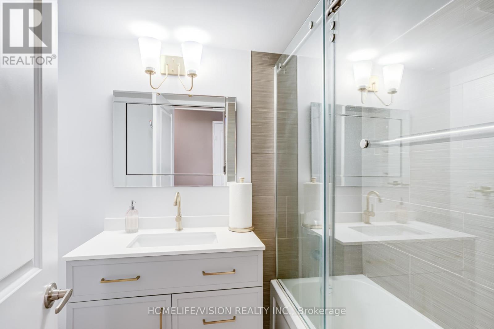 #501 5460 YONGE STREET - 26