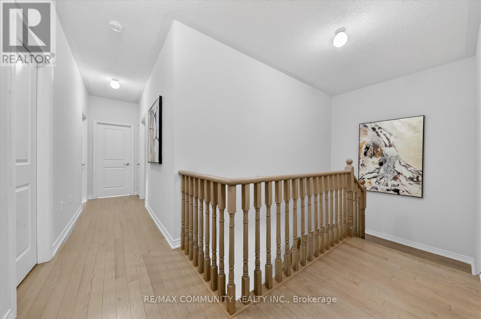 5 THELMA DRIVE - 21