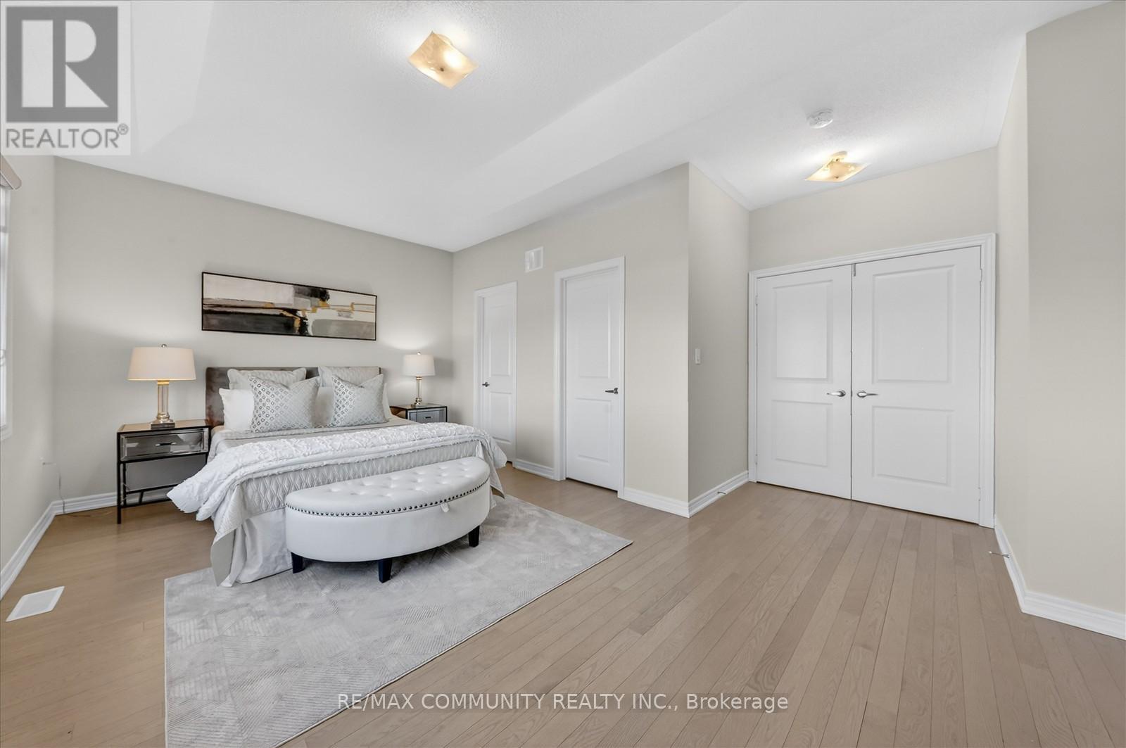 5 THELMA DRIVE - 24