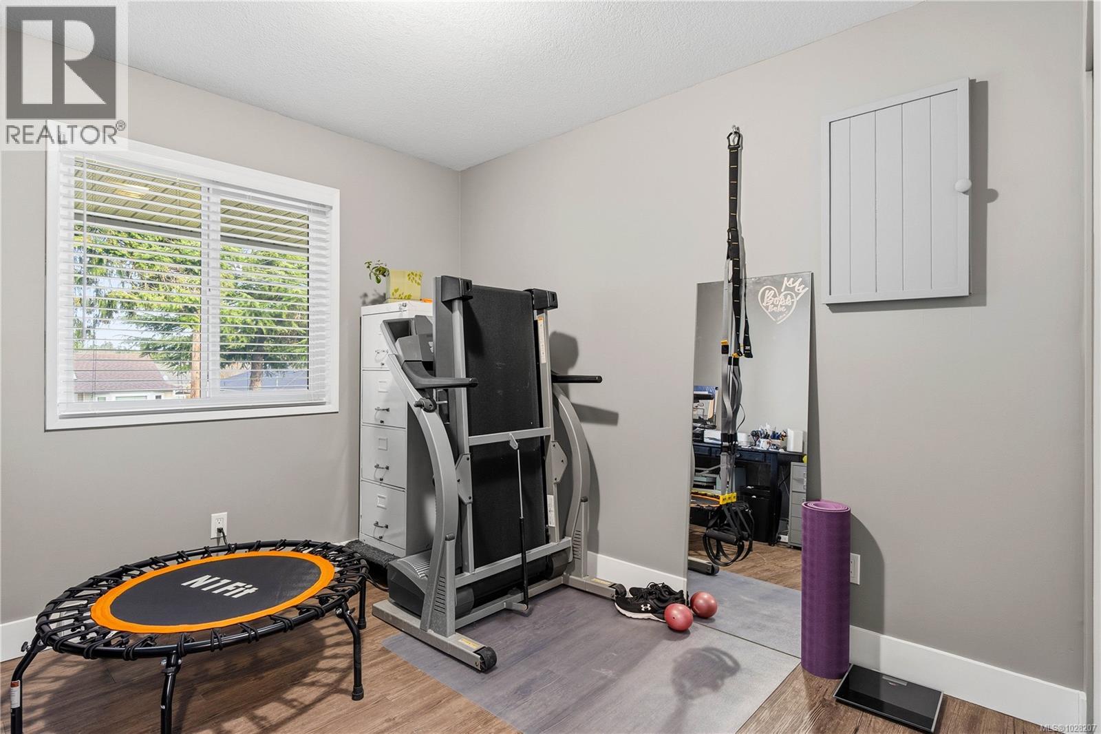 750 Bradbury Ave, Parksville