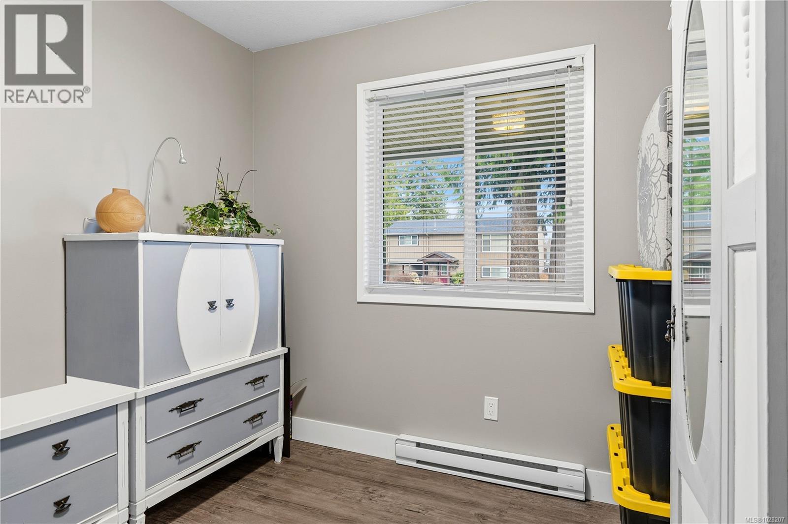 750 Bradbury Ave, Parksville