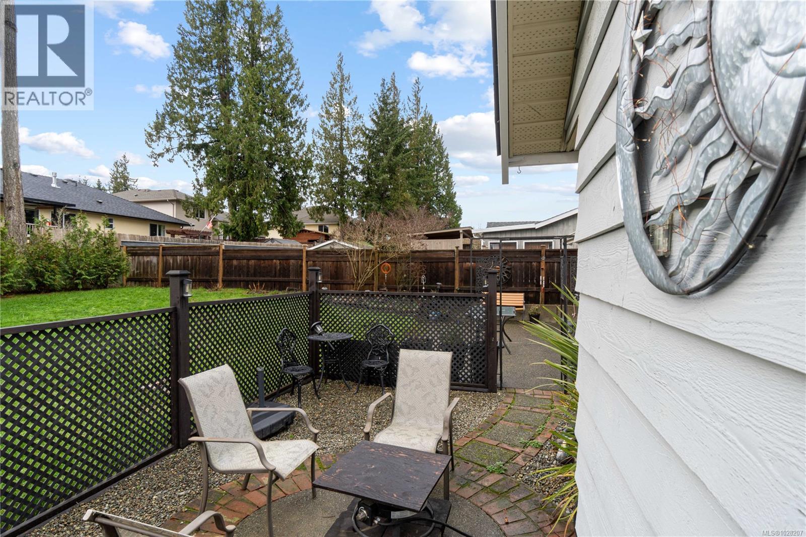 750 Bradbury Ave, Parksville