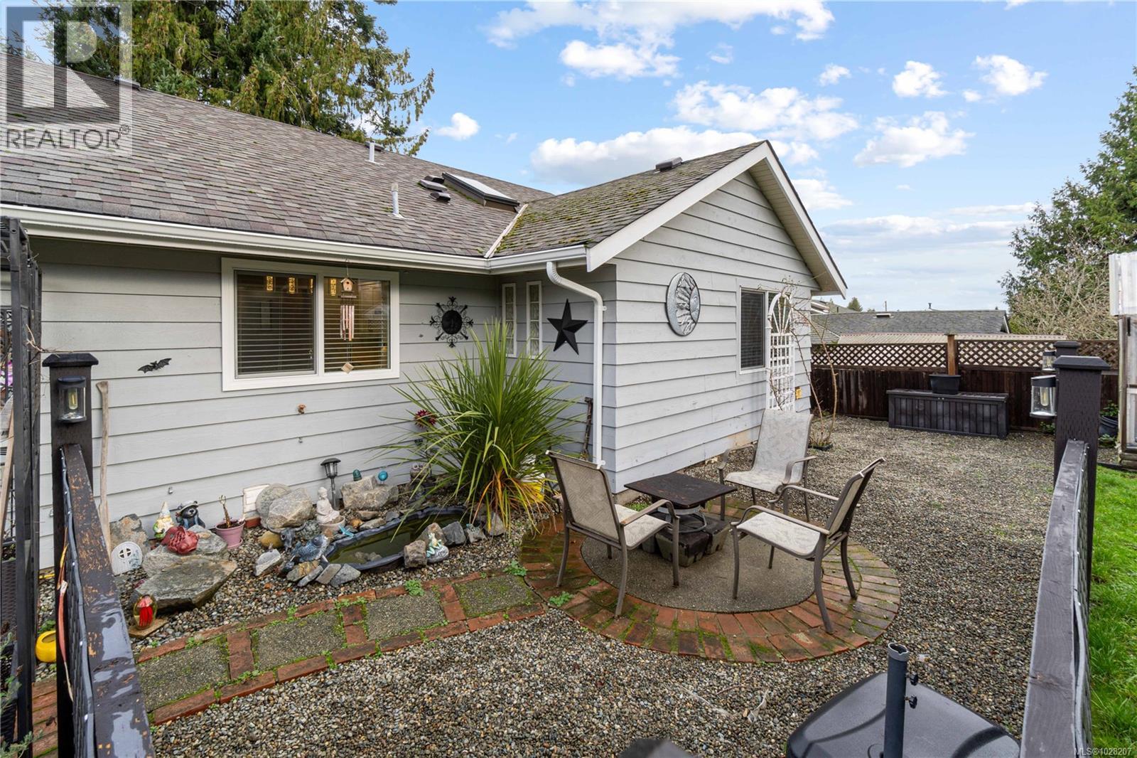 750 Bradbury Ave, Parksville