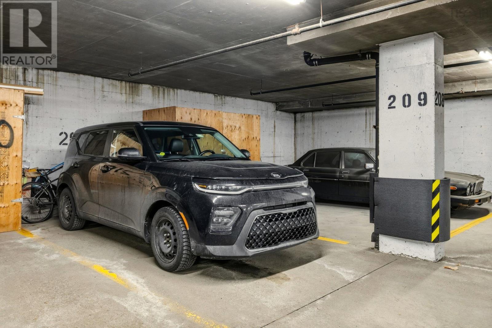 Property 19 of 21 of 209 5230 Tobin Street