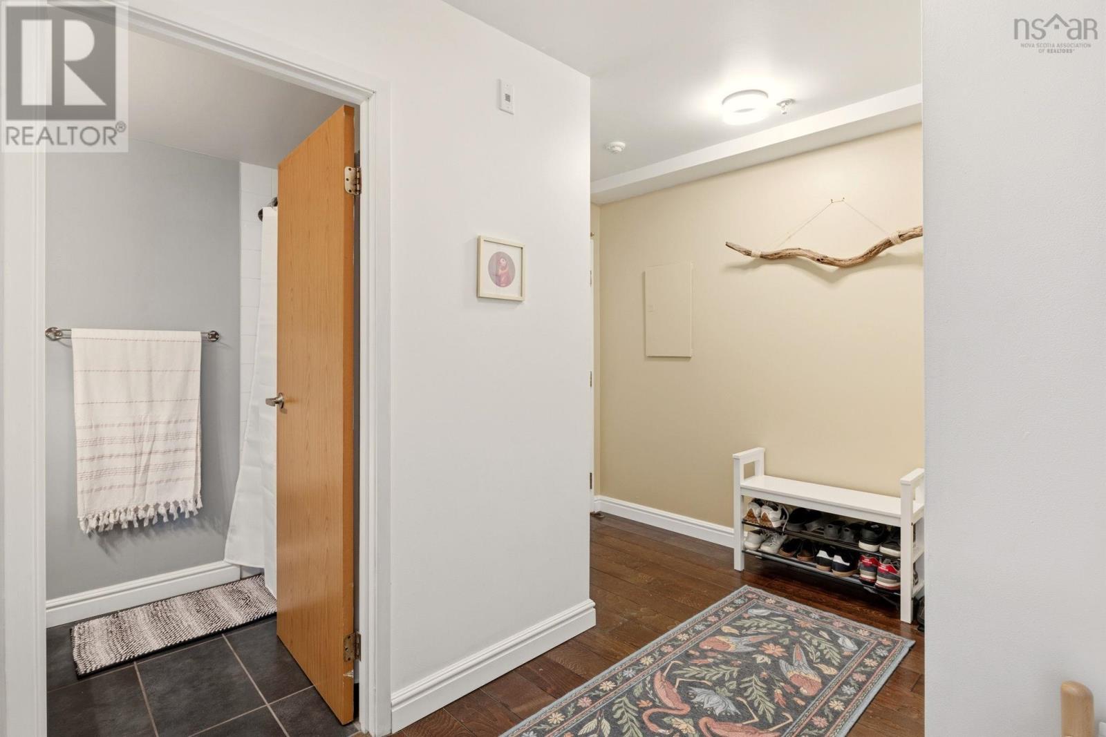 Property 2 of 21 of 209 5230 Tobin Street