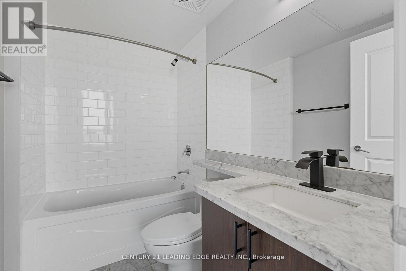 #505 21 UPPER DUKE CRESCENT - 16