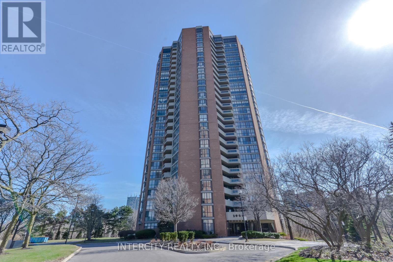 #308 2000 ISLINGTON AVENUE - 1
