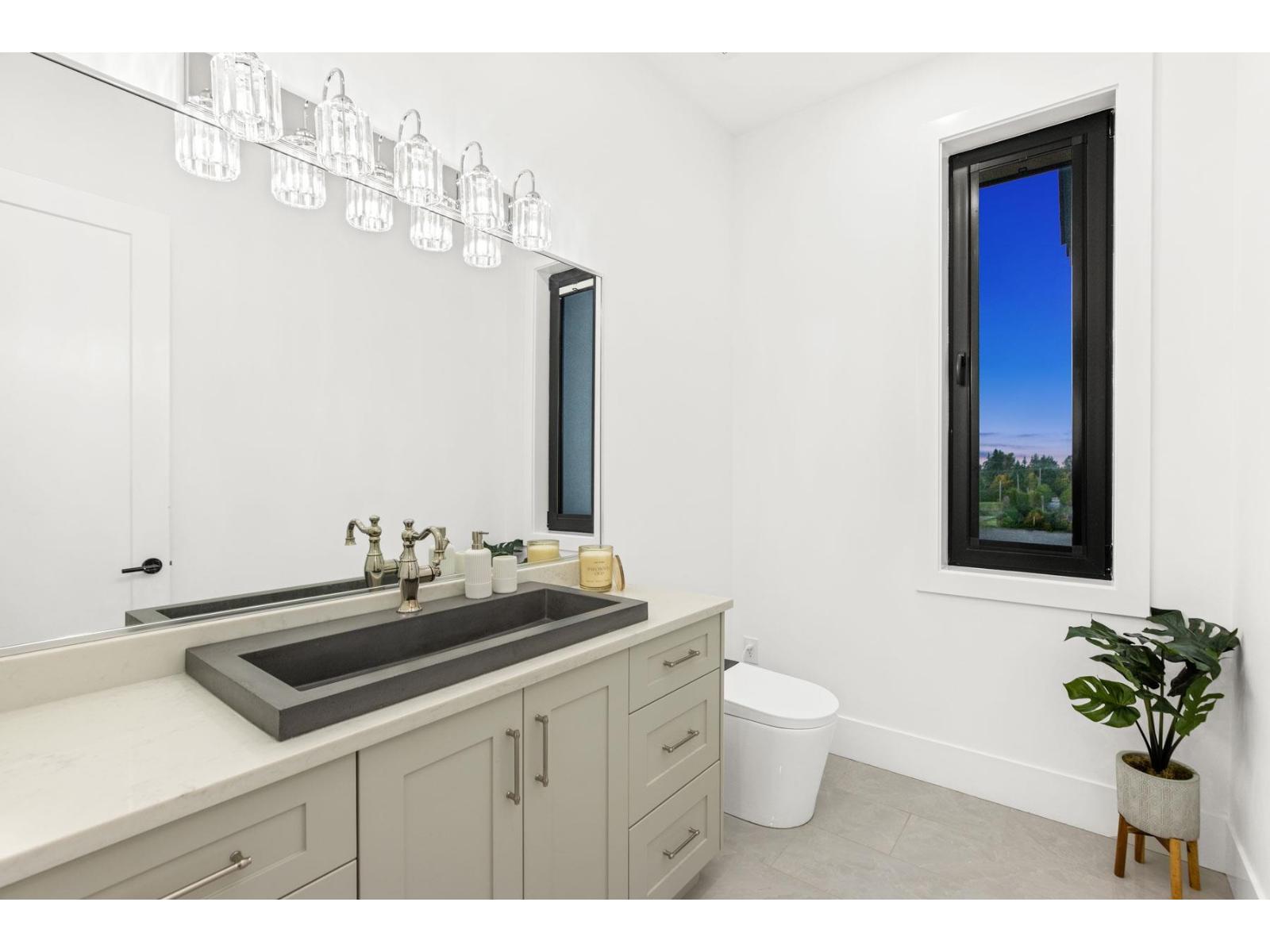 19890 16 AVENUE, Langley