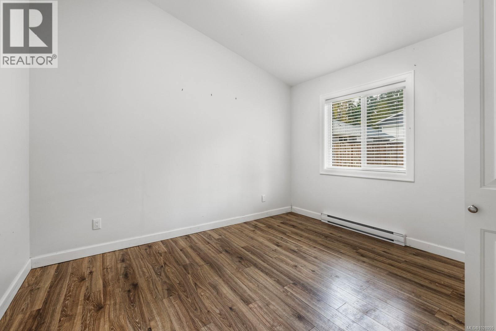 2165 RENFREW RD - 14