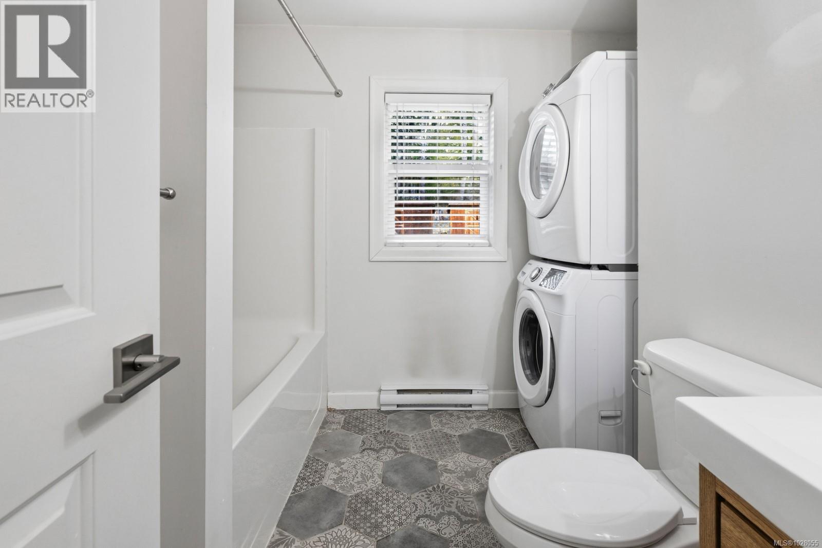 2165 RENFREW RD - 17