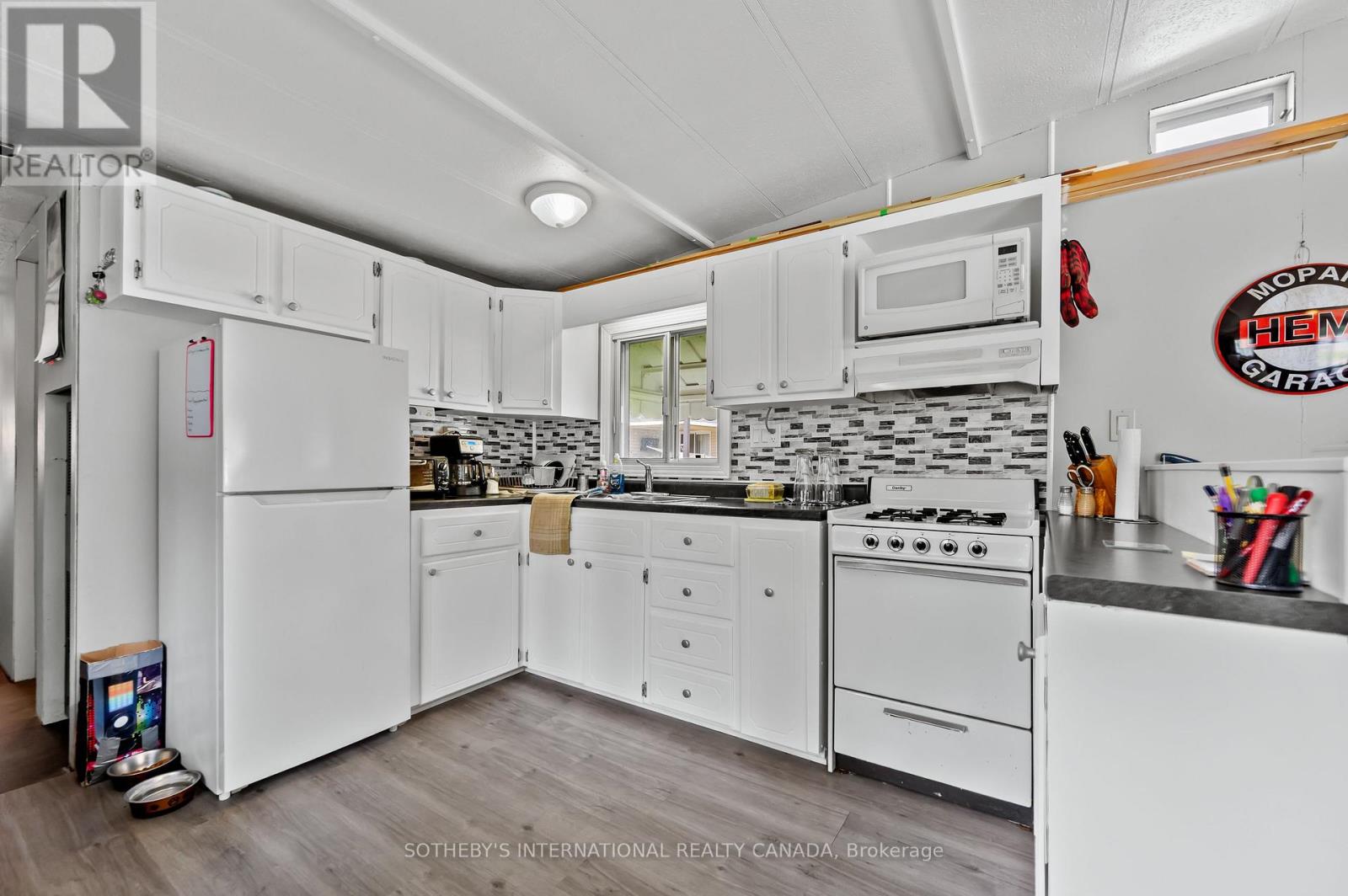 #215 580 BEAVER CREEK ROAD - 11