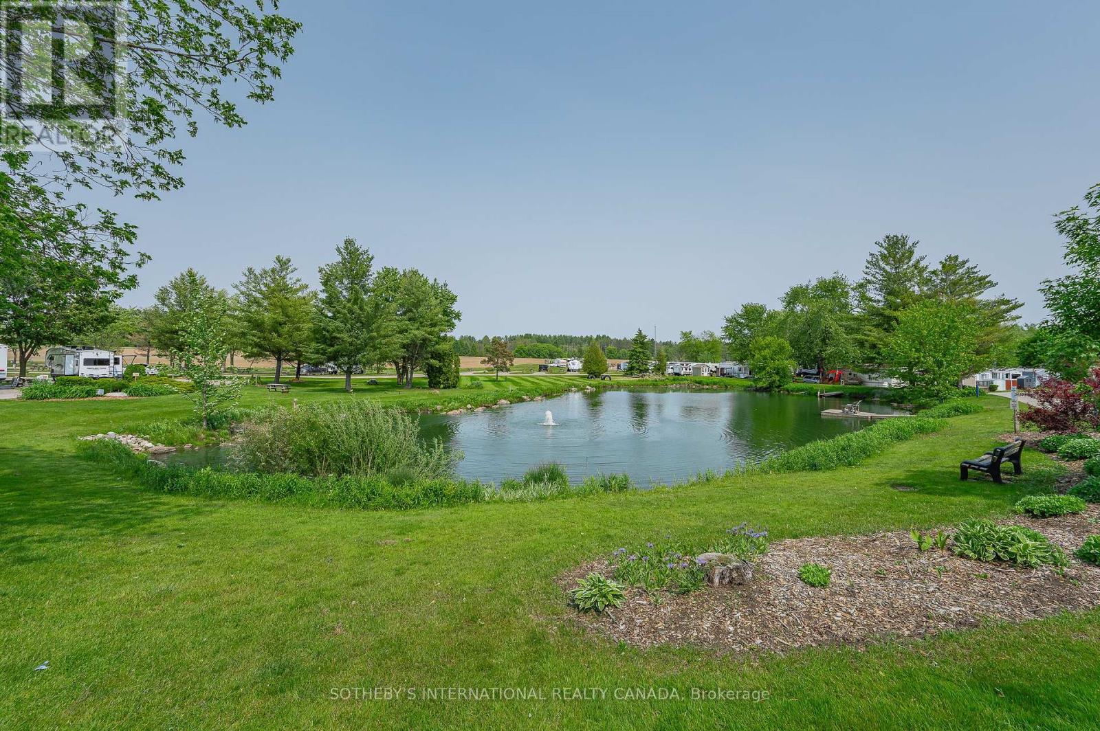 #215 580 BEAVER CREEK ROAD - 32