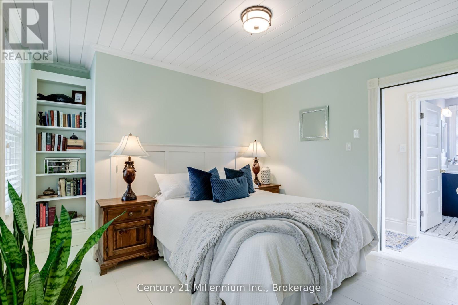439 BIRCH STREET — photo 21