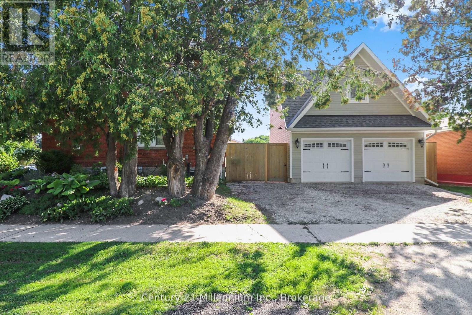 439 BIRCH STREET — photo 47