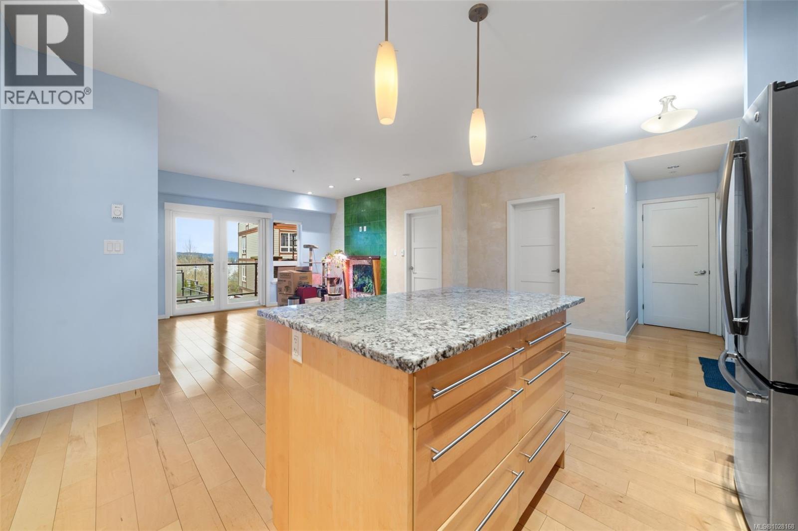 202 6591 Lincroft Rd, Sooke