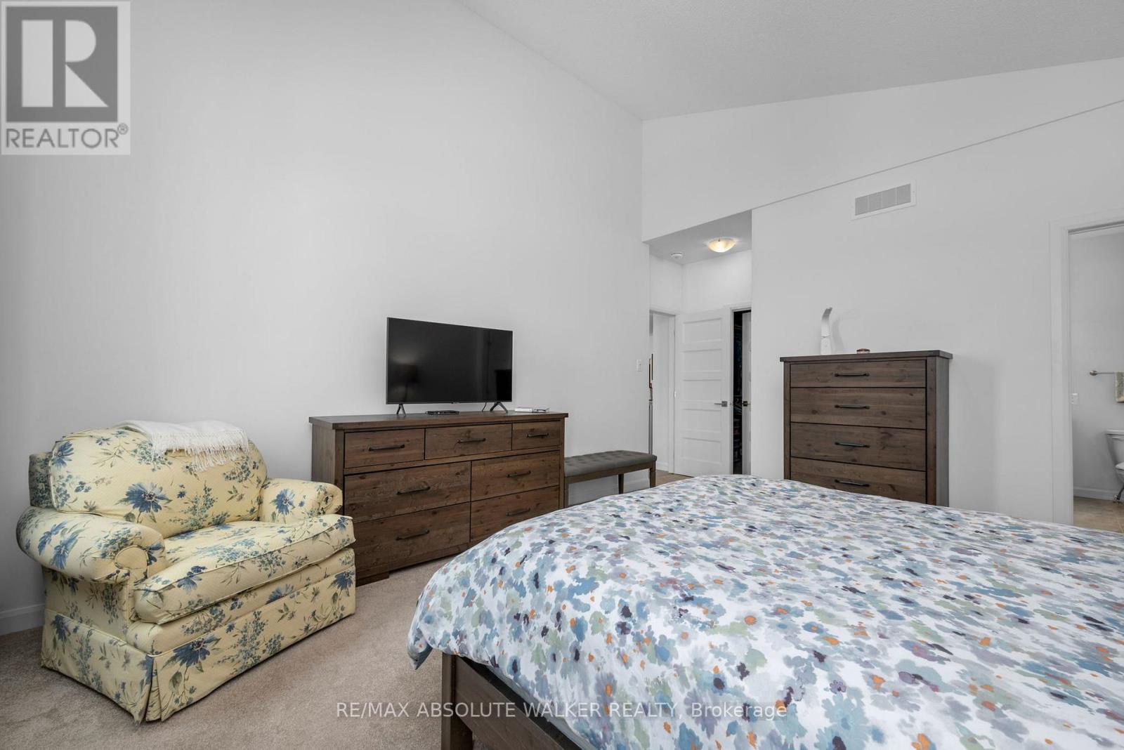 1013 DIAMOND STREET - 15