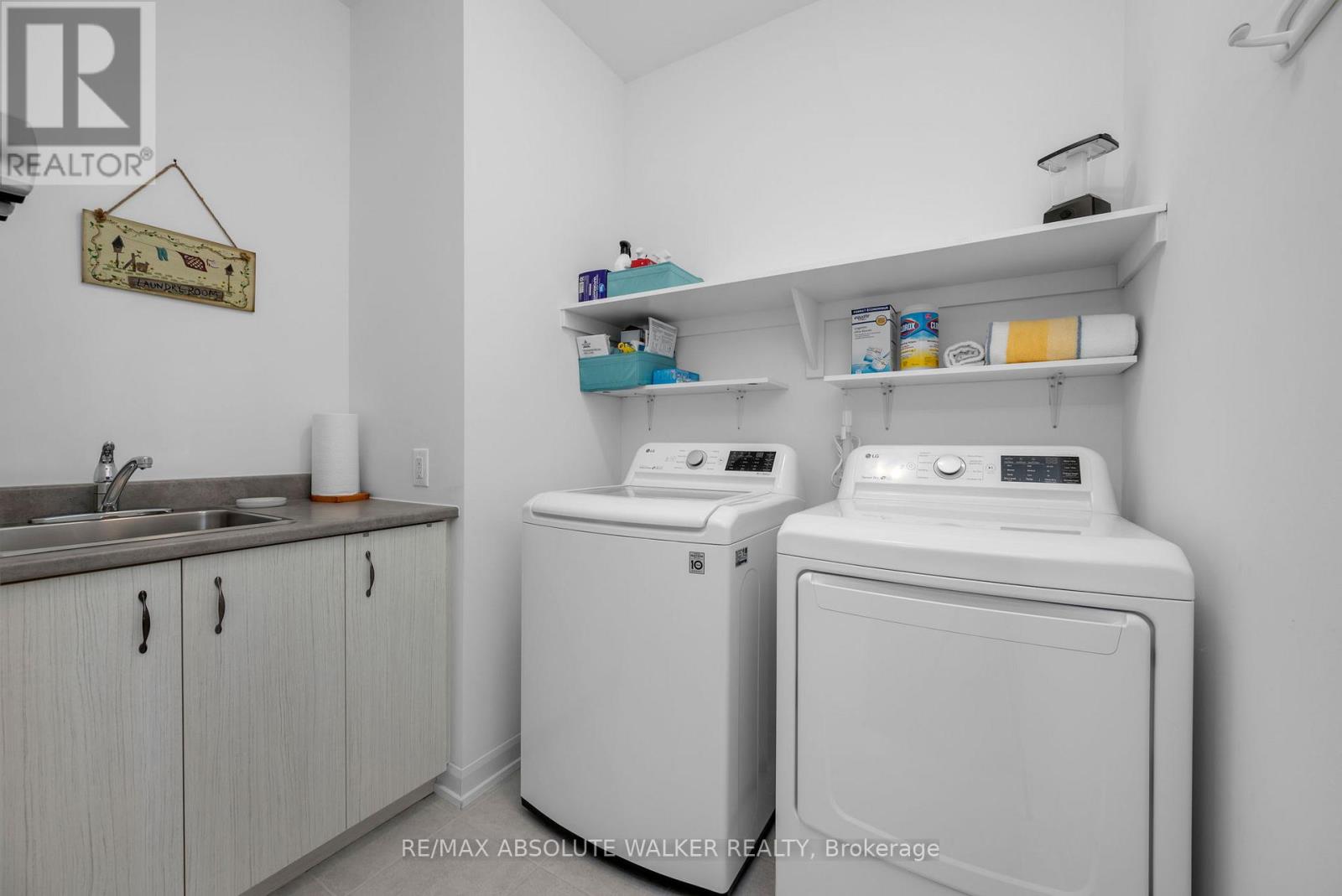 1013 DIAMOND STREET — photo 22