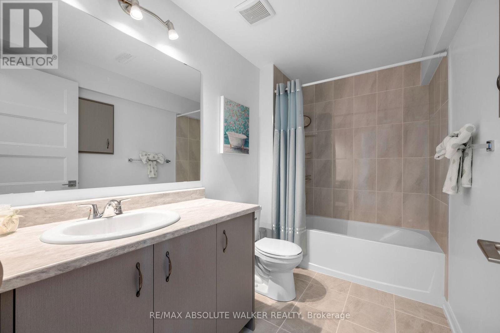 1013 DIAMOND STREET — photo 23