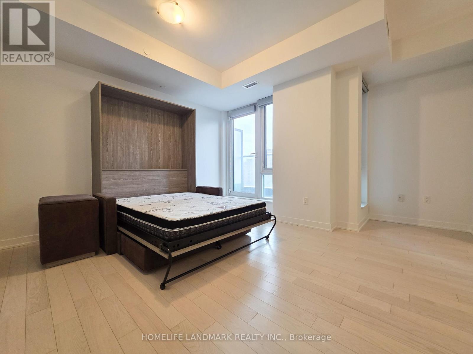 #605 330 RICHMOND STREET W - 15