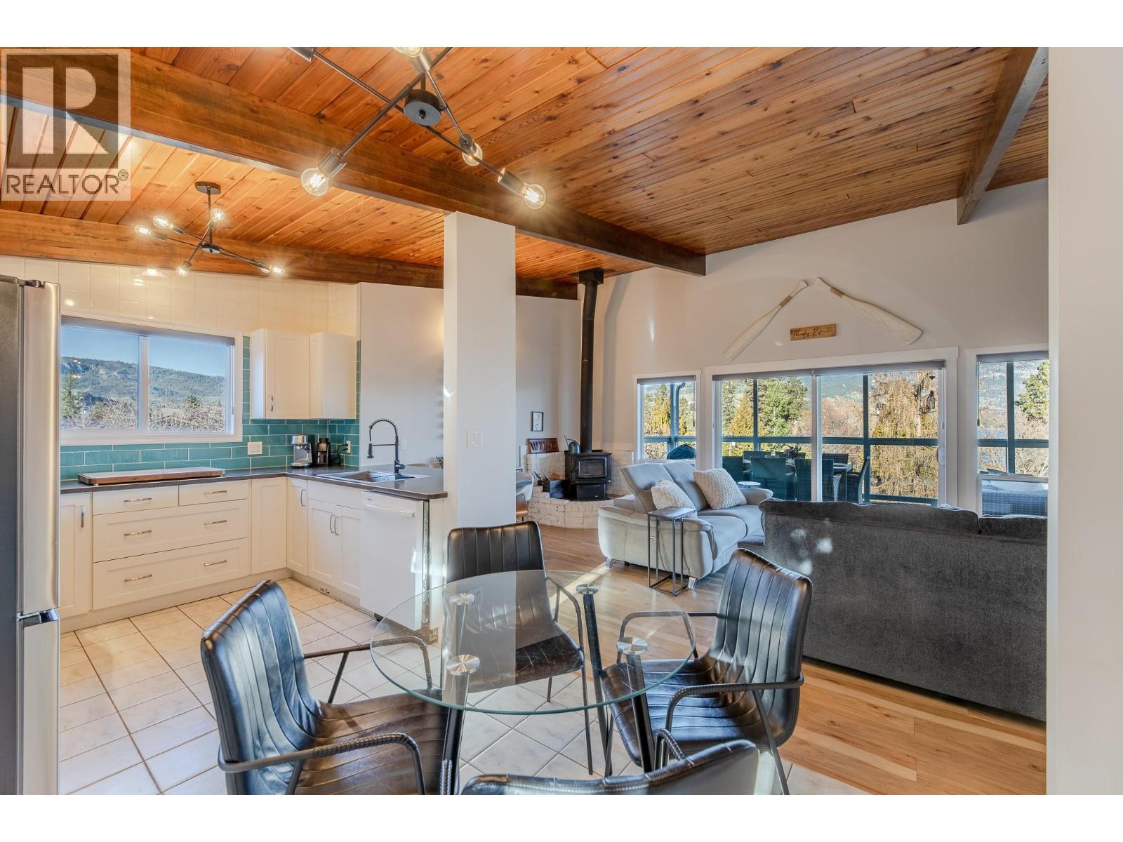 334 Carmel Crescent, Okanagan Falls