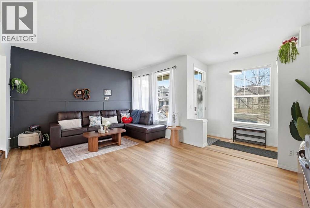 Single Family House for Sale in  New Brighton Green SE New Brighton Calgary 