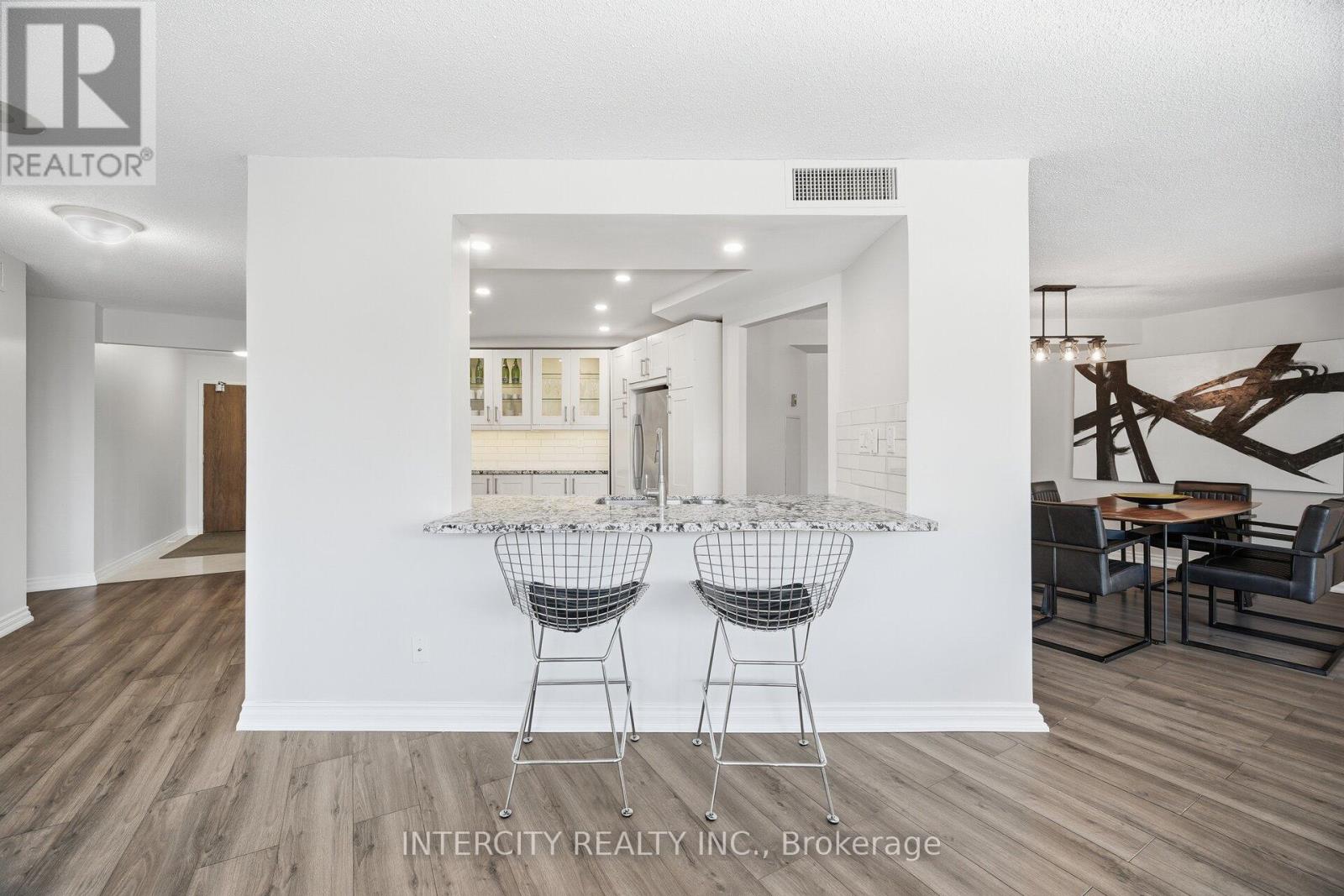 #308 2000 ISLINGTON AVENUE - 12