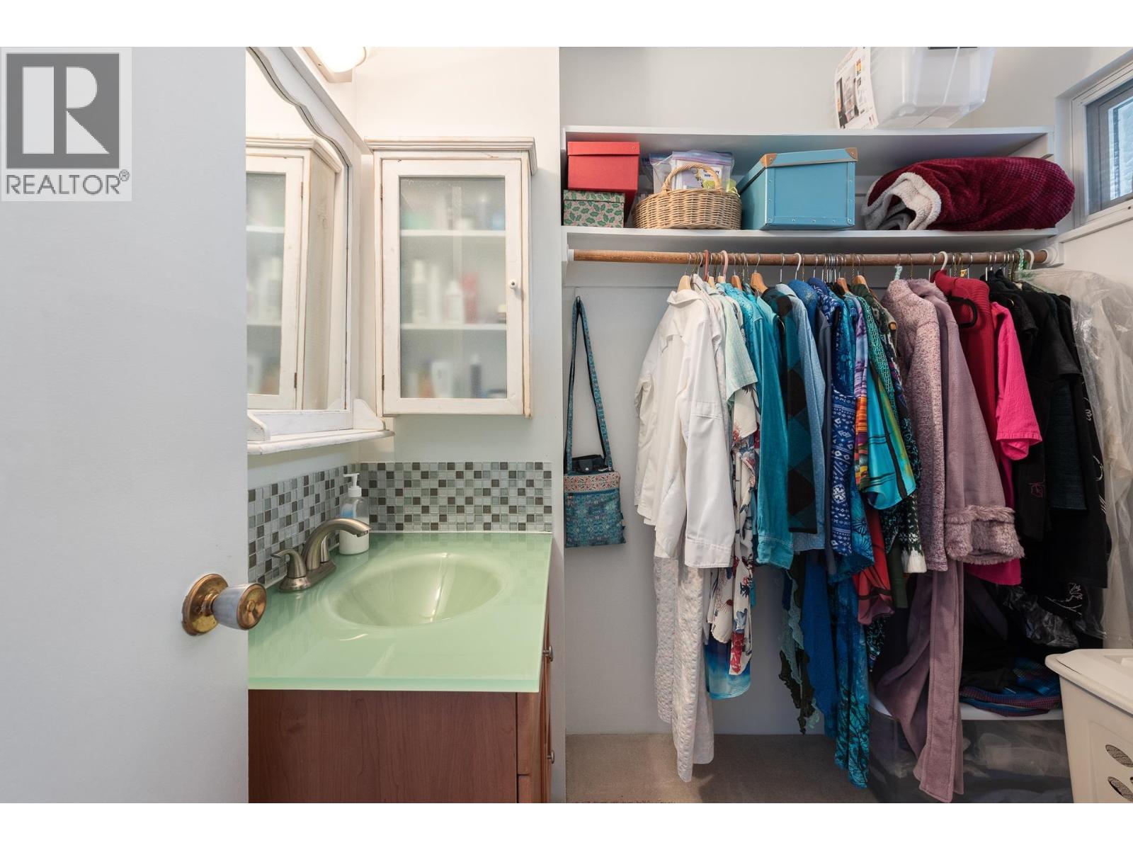 4603 HOSKINS ROAD, North Vancouver