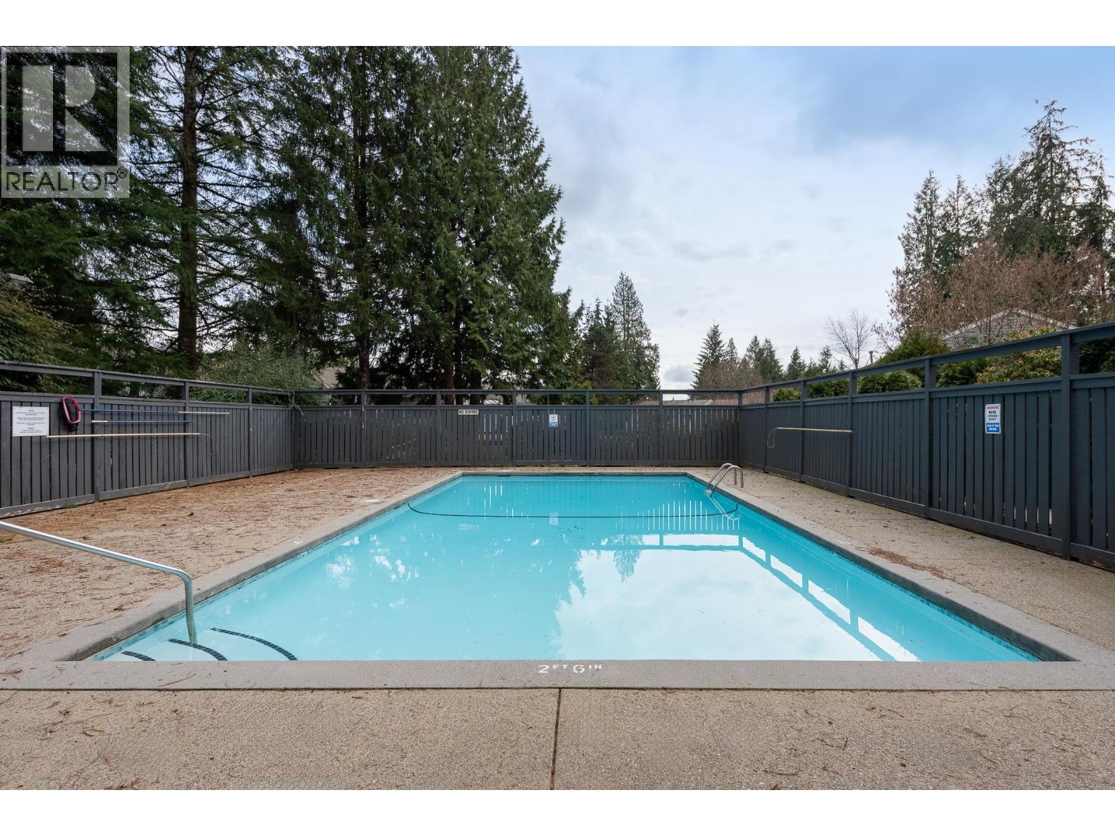 4603 HOSKINS ROAD, North Vancouver