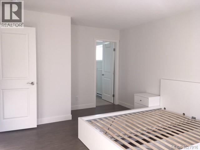 518 Steeves Rd - 7