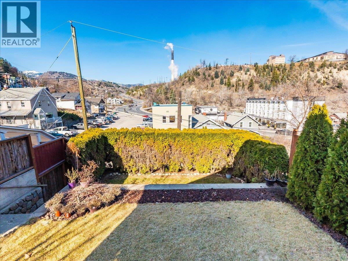 608 VICTORIA Street, Trail