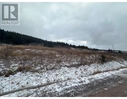 6B Top Road thumbnail 2