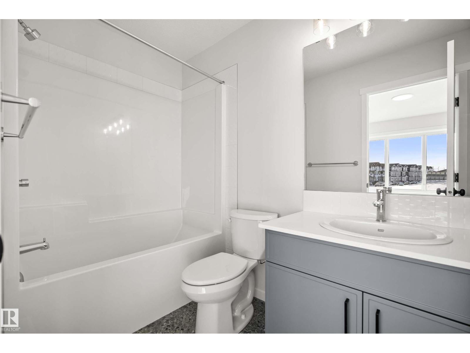 17666 69A ST NW - 25