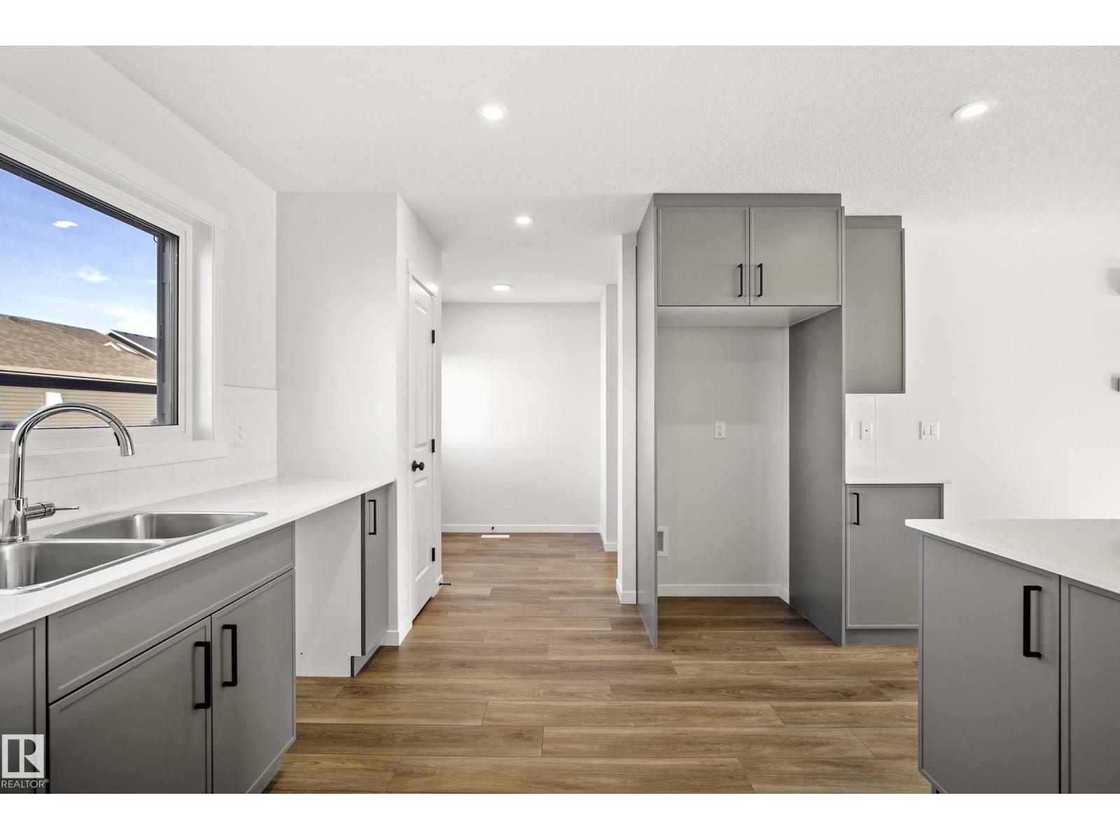 17666 69A ST NW - 7