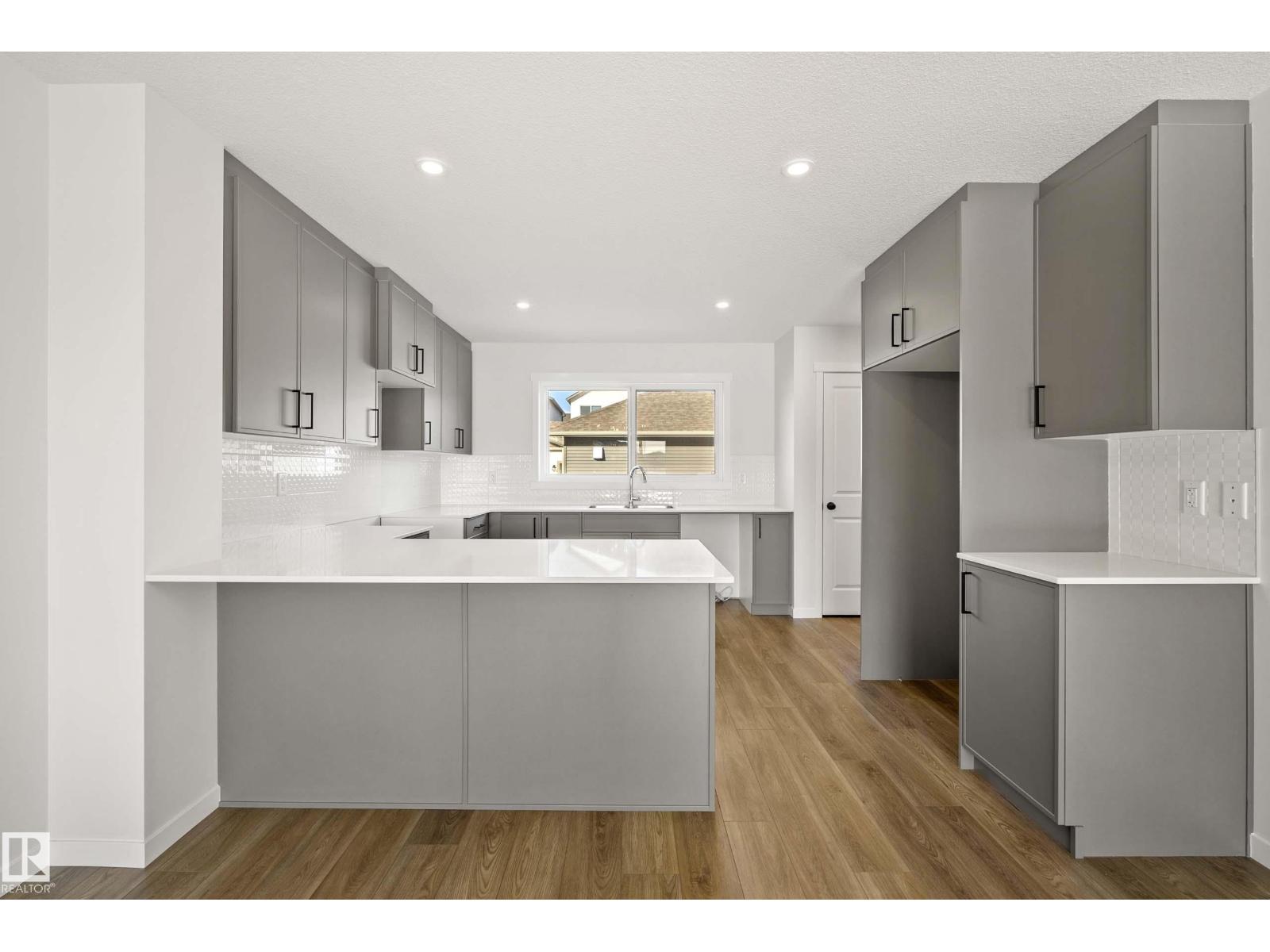 17666 69A ST NW - 8