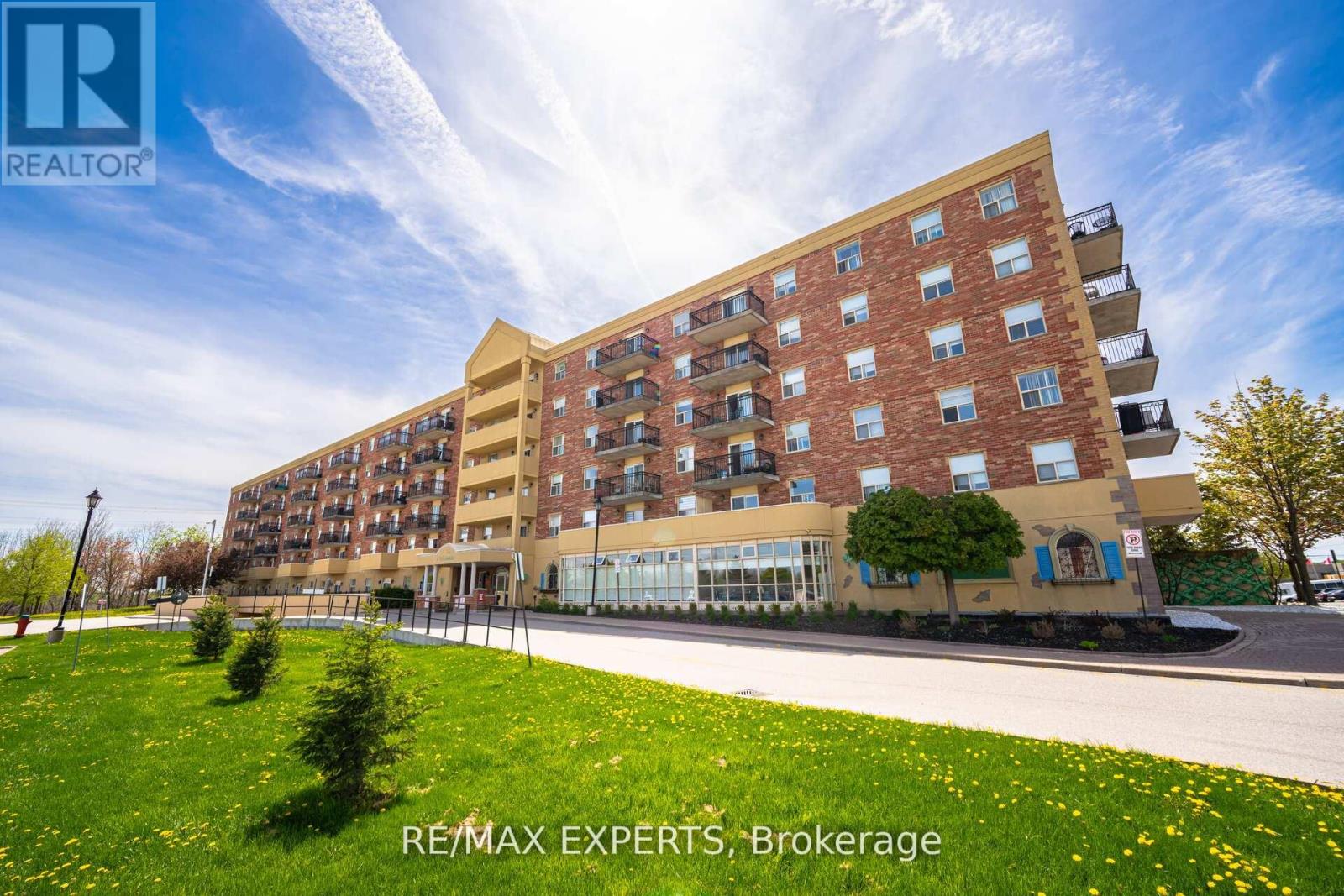 Photo of 309 - 7373 MARTIN GROVE ROAD