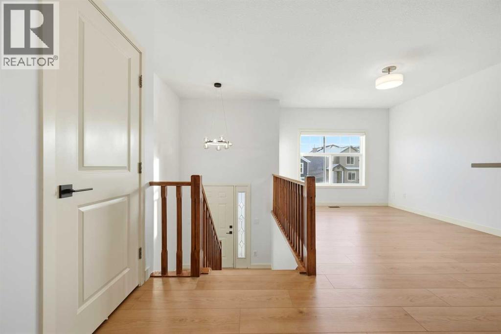 Single Family House Bi-level for Sale in  Saddlemont Road NE Saddle Ridge Calgary 