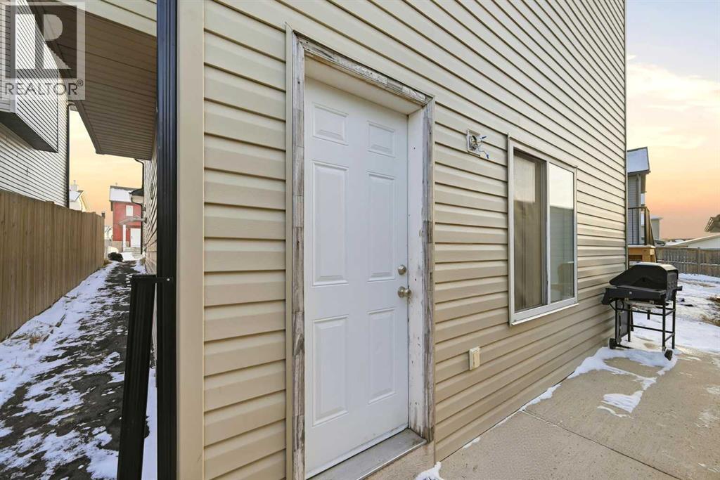 Single Family House Bi-level for Sale in  Saddlemont Road NE Saddle Ridge Calgary 