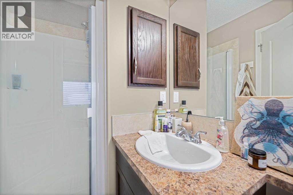 46 Autumn Crescent SE, Calgary, Alberta