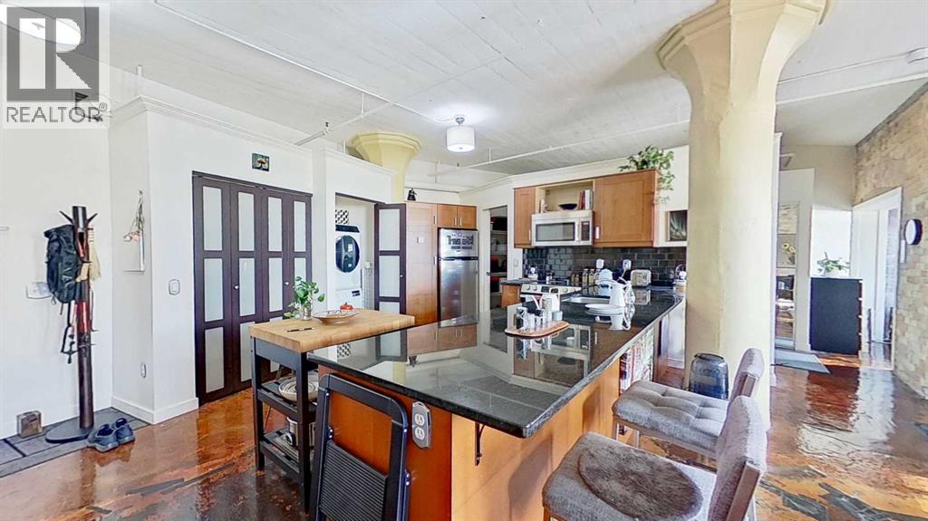 Single Family House Loft for Sale in    Avenue SW Beltline Calgary 